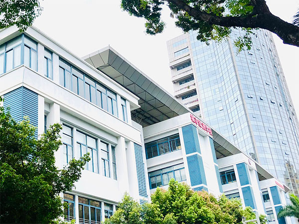 深圳城市绿洲学校